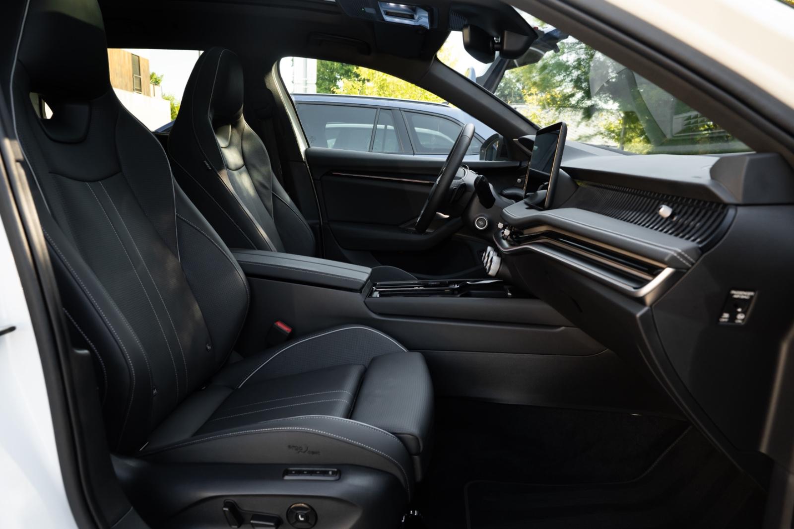 Skoda Superb 1.5 TSI Sportline iV