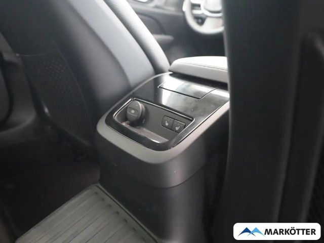 Volvo V60 AWD Dark Plus Recharge