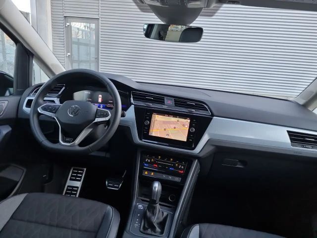 Volkswagen Touran 1.5 TSI DSG