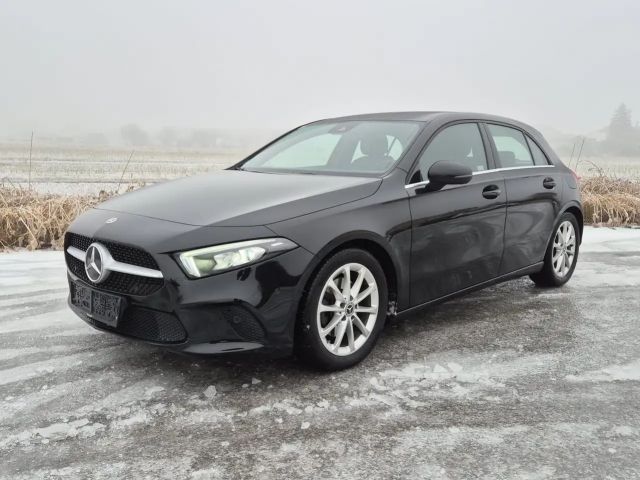 Mercedes-Benz A 180 A 180 d Hatchback