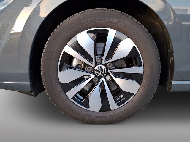 Volkswagen Golf 1.5 TSI Variant