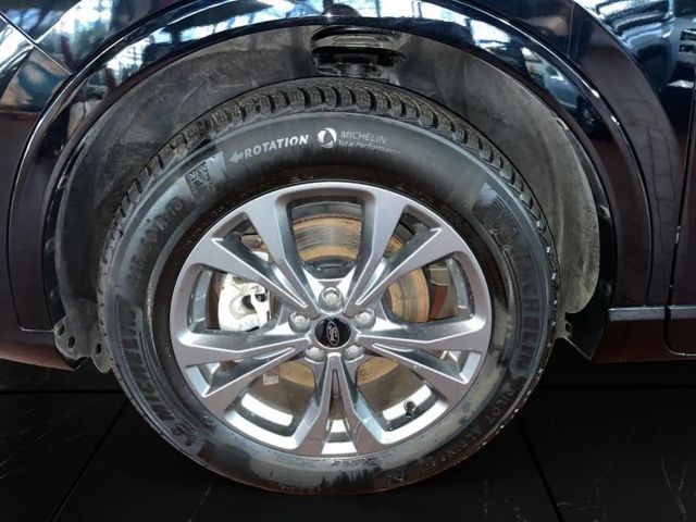 Ford Kuga Plug in Hybrid ST Line X
