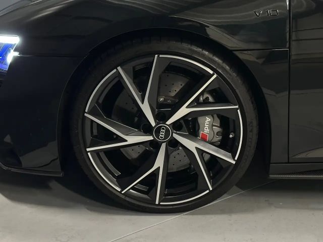 Audi R8 Performance Quattro Spyder V10