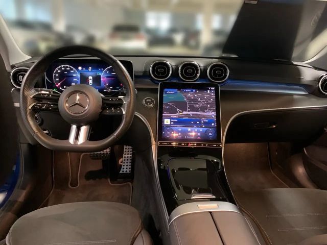 Mercedes-Benz C 220 AMG Line C 220 d Sedan