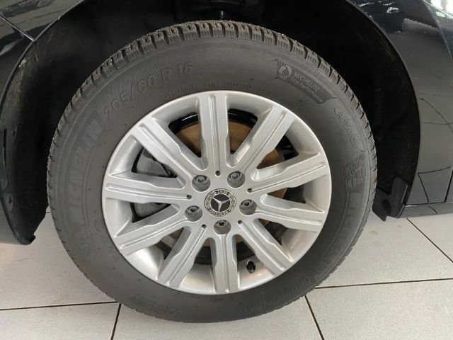 Mercedes-Benz T 180 Progressive