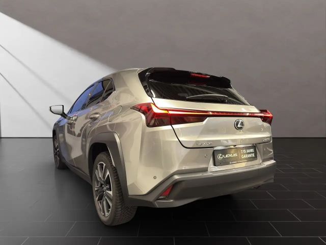 Lexus UX 250h