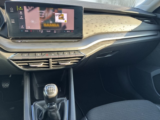 Skoda Octavia 1.5 TSI Ambition Combi