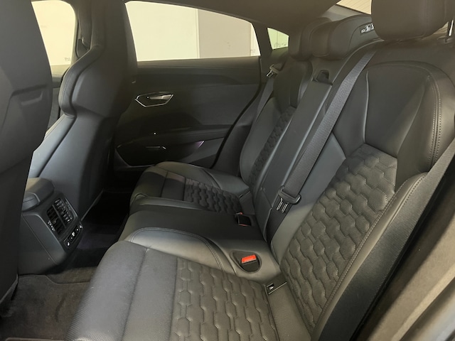 Audi RS e-tron GT Quattro