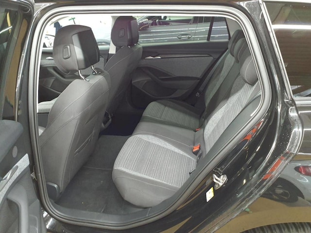 Skoda Superb 2.0 TDI Combi Selection