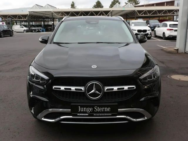 Mercedes-Benz GLA 180 Progressive