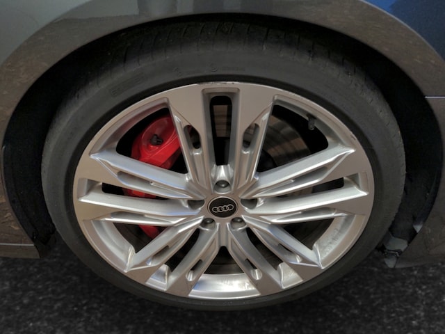 Audi S6 Avant Quattro