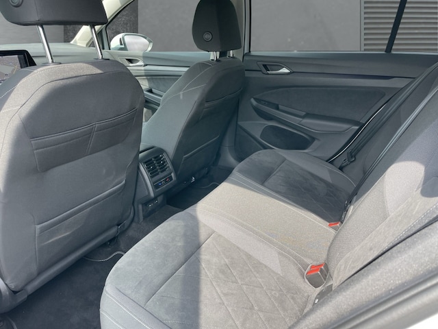 Volkswagen Golf 2.0 TDI Golf VIII Style Variant