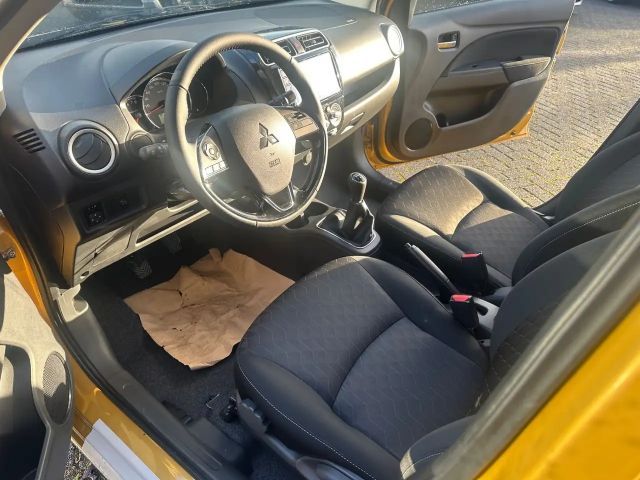 Mitsubishi Space Star Star