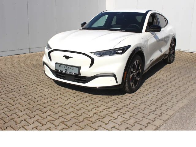 Ford Mustang Mach-E AWD
