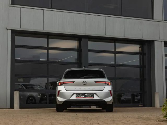 Opel Astra GS-Line Grand Sport