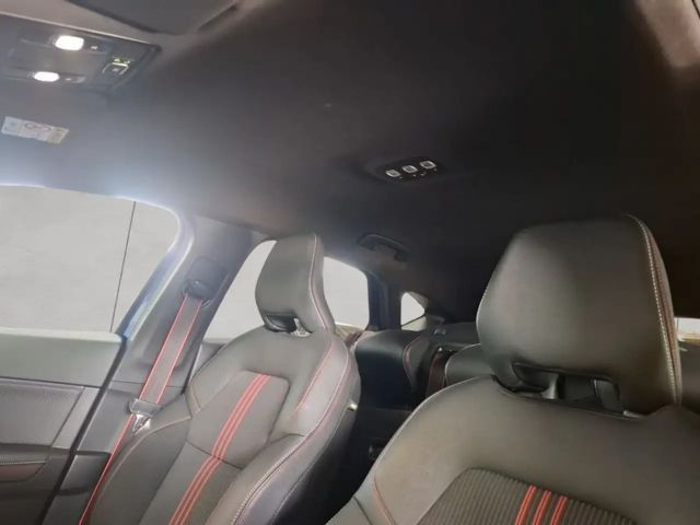 Renault Captur RS TCe 140