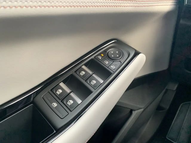 Renault Espace Hybrid Iconic