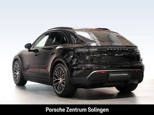 Porsche Macan 4