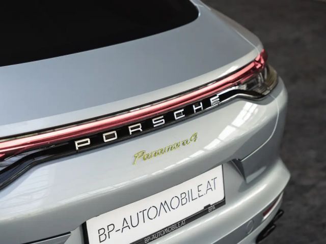 Porsche Panamera 4 E-Hybrid