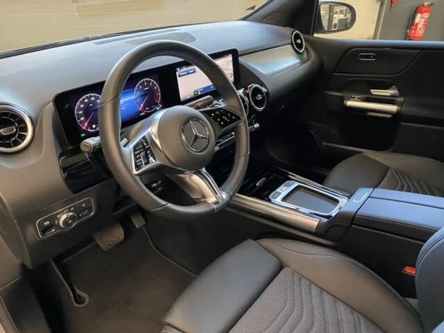 Mercedes-Benz B 180 Progressive