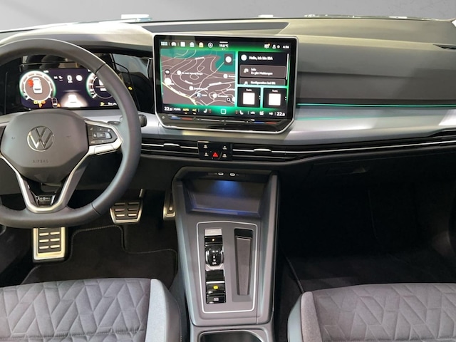 Volkswagen Golf Life Variant