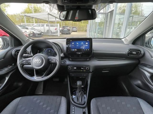 Toyota Yaris Hatchback Hybride VVT-i
