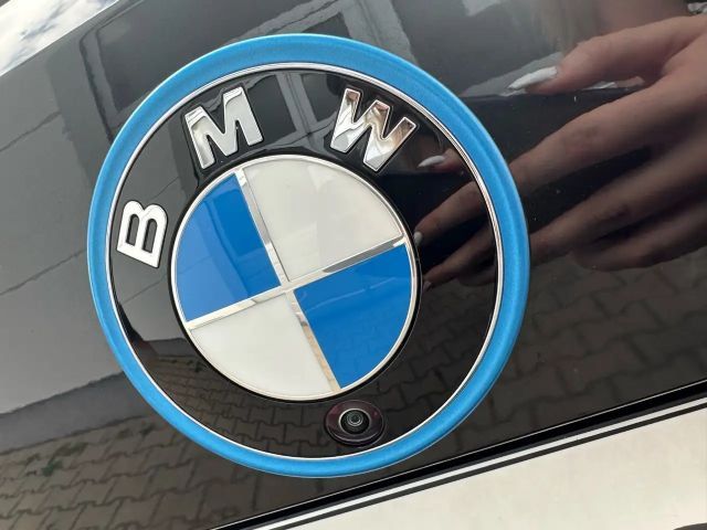 BMW i4 Sedan