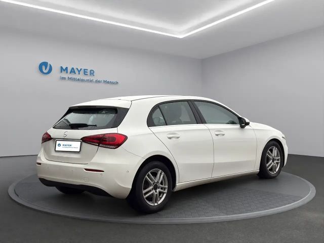 Mercedes-Benz A 180 Hatchback Style