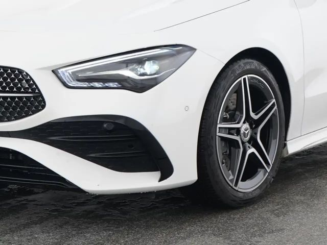 Mercedes-Benz CLA 200 AMG Line Coupé