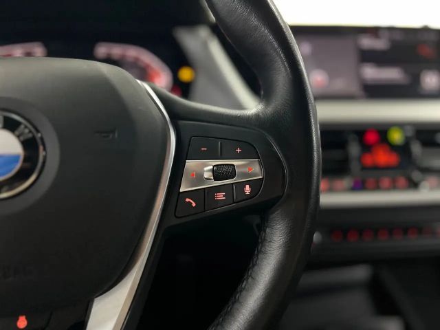 BMW 116 116d Advantage pakket Sedan