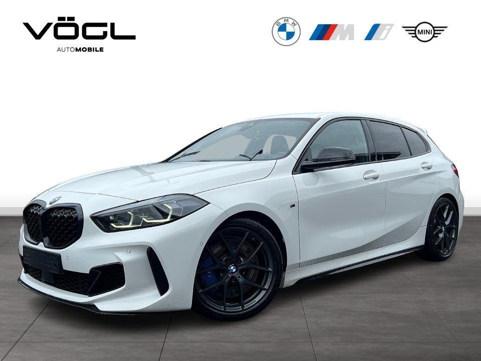 BMW M135i 5-deurs xDrive