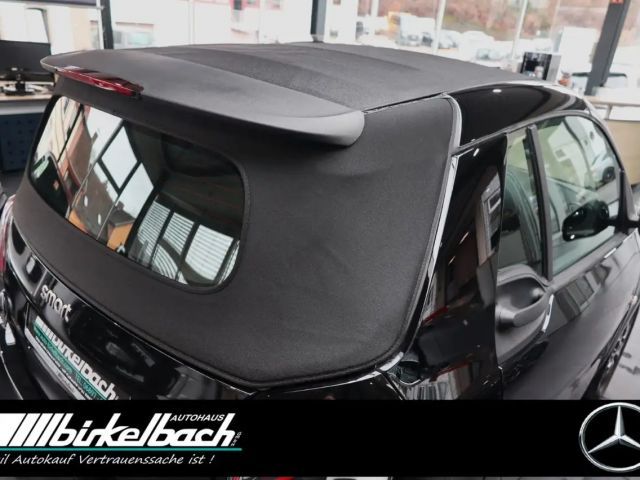 Smart EQ fortwo Cabrio JBL Prime