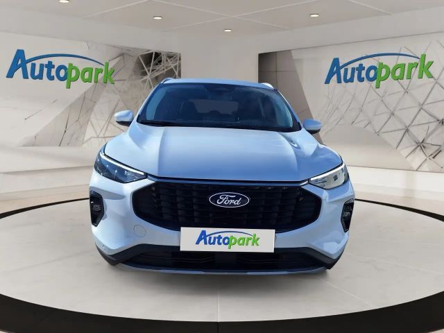 Ford Kuga AWD Hybrid Titanium