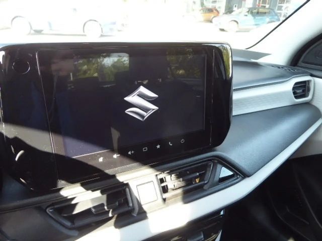 Suzuki Swift Hybrid Shine