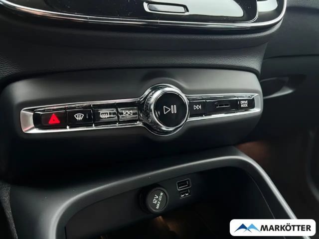 Volvo XC40 Dark Plus