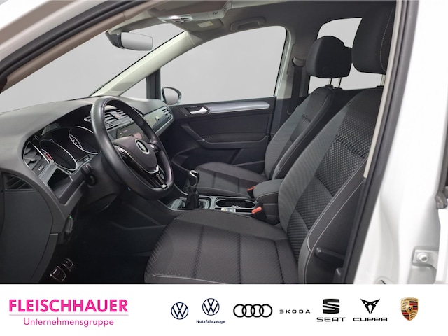 Volkswagen Touran 1.5 TSI R-Line
