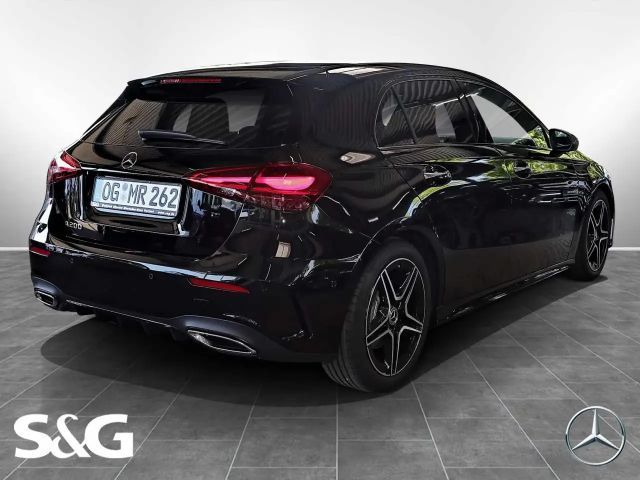 Mercedes-Benz A 200 AMG Line