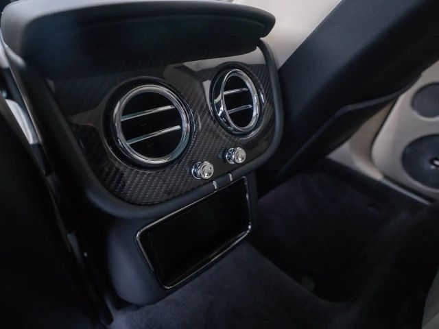 Bentley Bentayga Speed / Akrapovic Titan Auspuffanlage