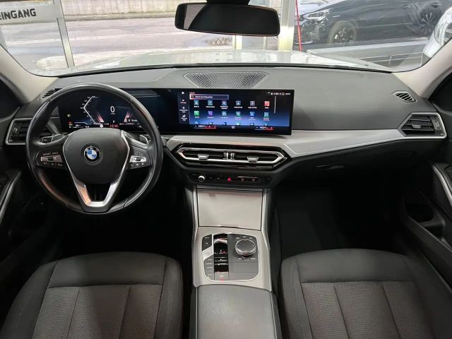 BMW 320 320d Touring xDrive