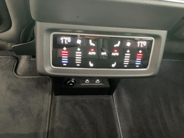 Audi Q8 e-tron 50 Quattro S-Line