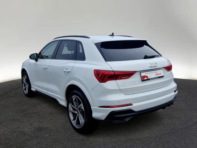 Audi Q3 35 TFSI S-Line