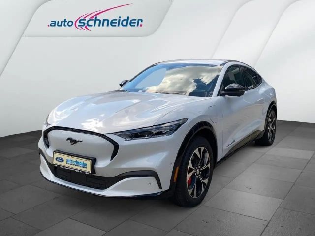 Ford Mustang Mach-E AWD Premium