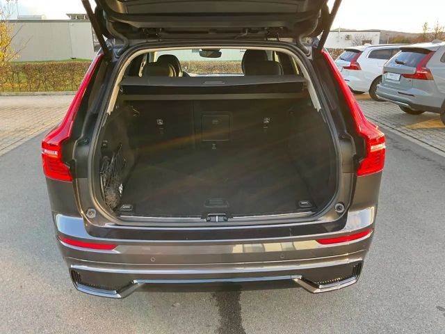 Volvo XC60 AWD Dark Plus T6