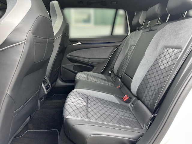 Volkswagen Golf 1.5 eTSI Golf VIII Variant