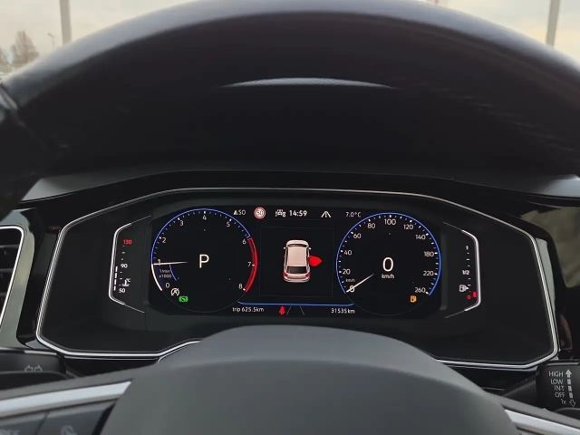 Volkswagen Polo 1.0 TSI DSG IQ.Drive R-Line