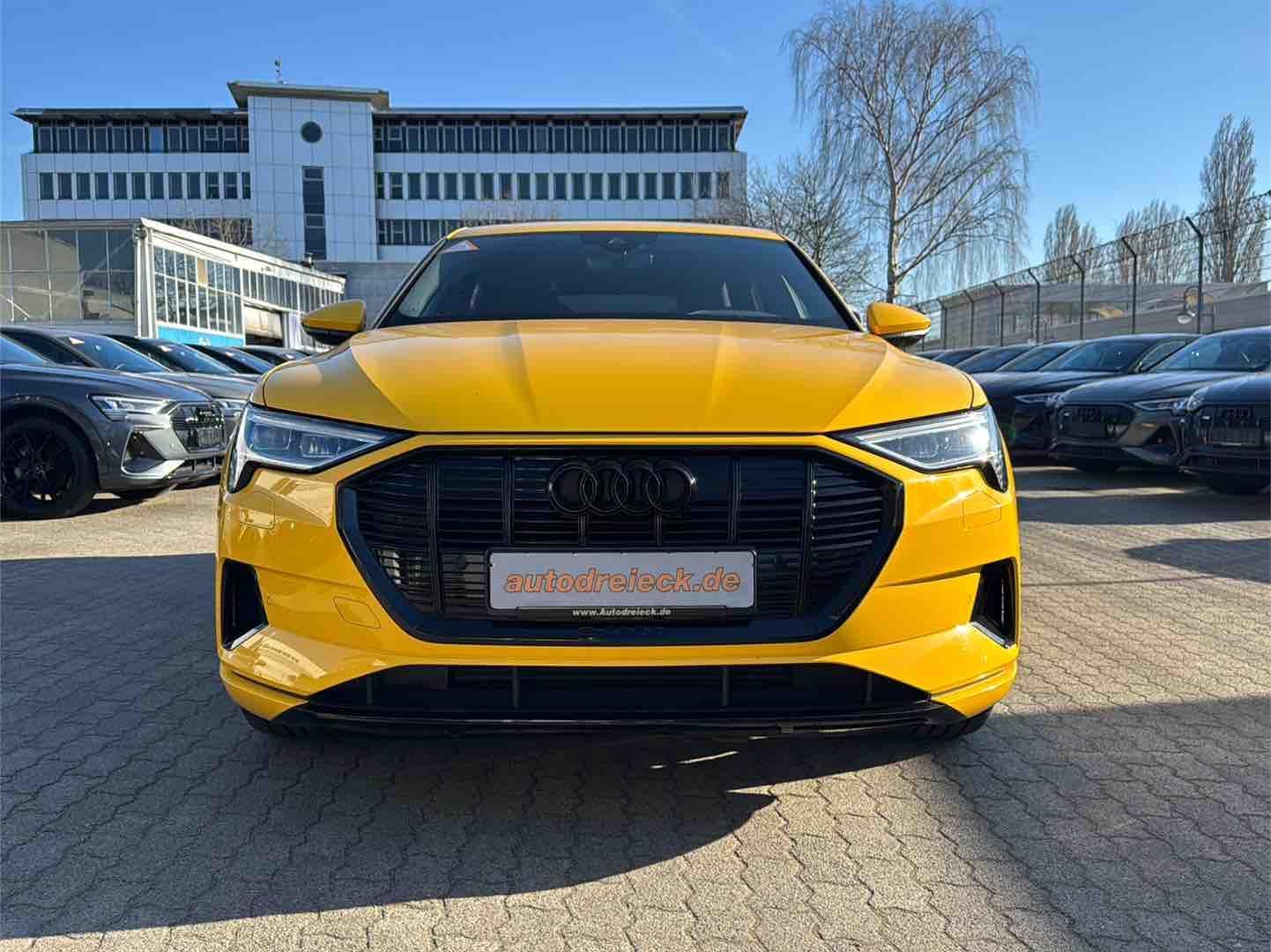 Audi e-tron 50 S-Line Sportback