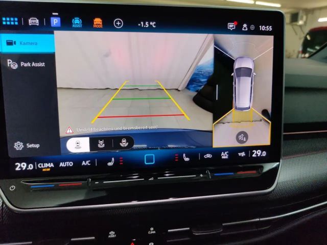 Volkswagen Golf 1.5 TSI R-Line Variant