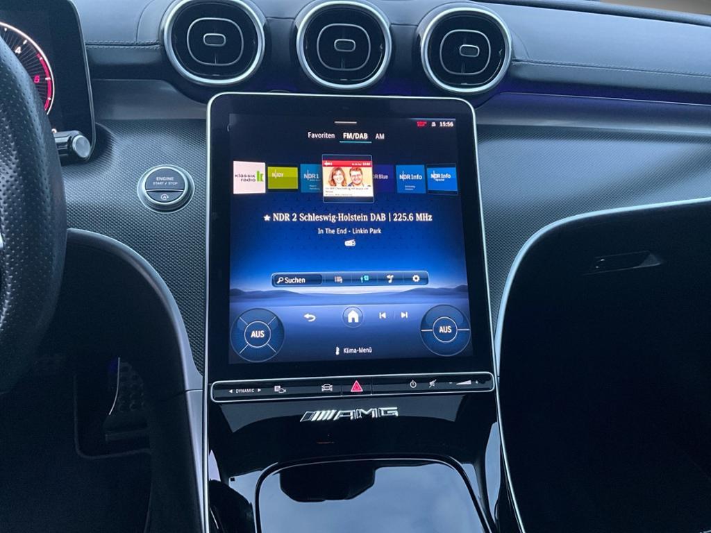 Mercedes-Benz C 220 AMG Line C 220 d Sedan