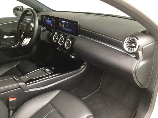 Mercedes-Benz A 220 4MATIC Progressive