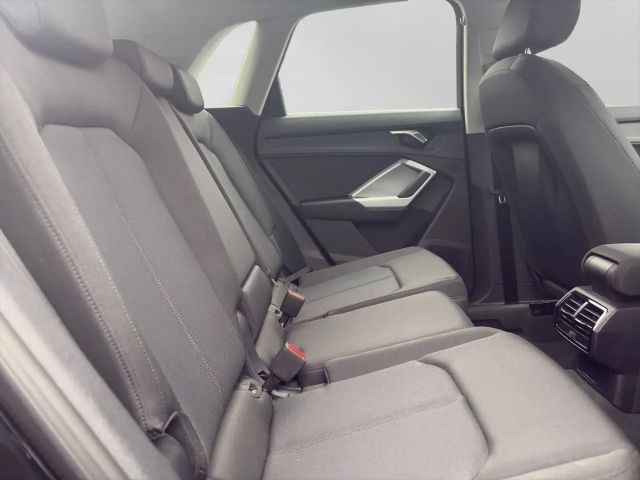 Audi Q3 45 TFSI Hybride